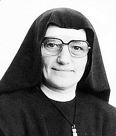 Mager Maria Carmela Suor