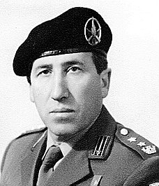 Damico Savino (col.)