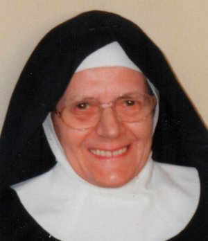 Carrara Maura Suor