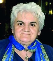 Carne Maria Bambina In Ferrari